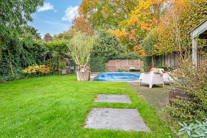 Photo 61 of Hazenlaan 7