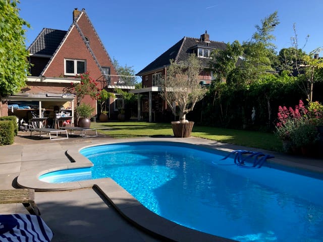 Foto 74 van Hazenlaan 7