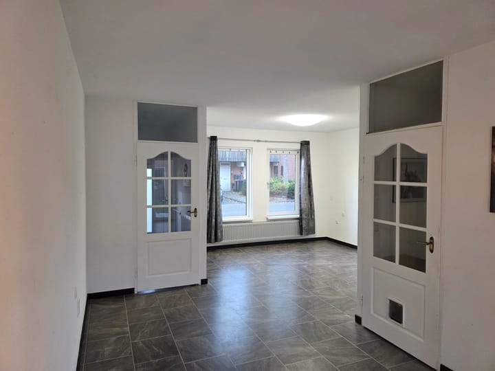 Photo 4 of Kamp 33 23