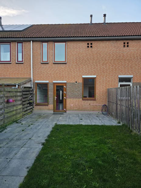 Kamp 33 23 tertiary image