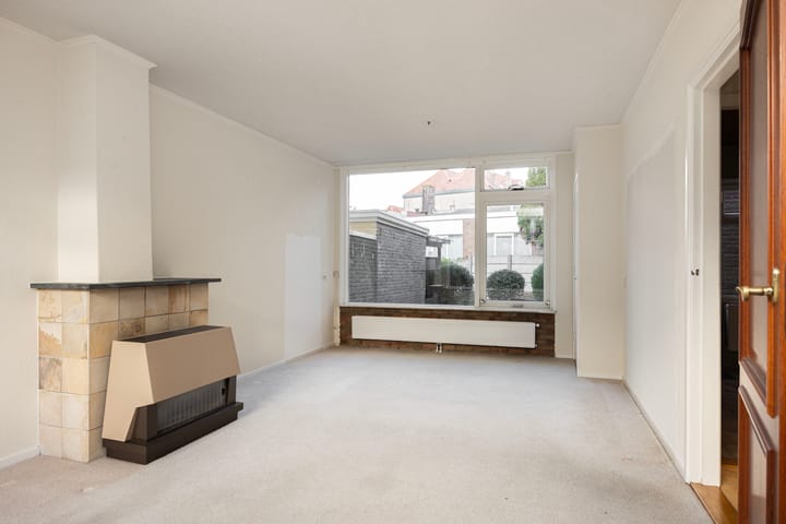 Photo 6 of van der Vegtestraat 143