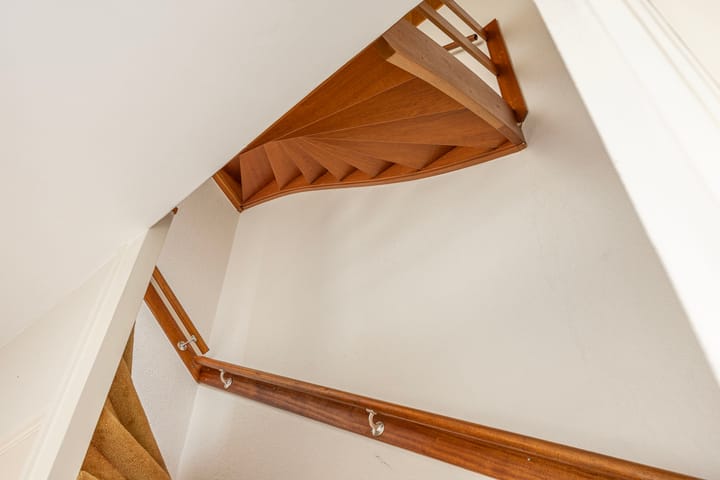 Photo 9 of van der Vegtestraat 143