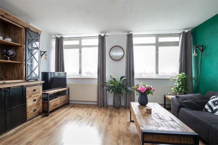 Foto 8 van Valkenboskade 82-B