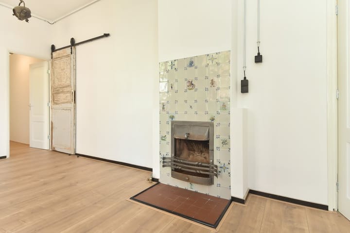 Foto 7 van Van Brederodestraat 5