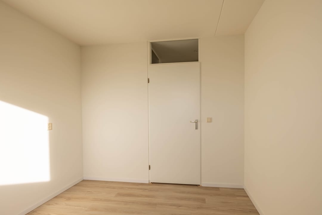 Photo 13 of De Brink 84