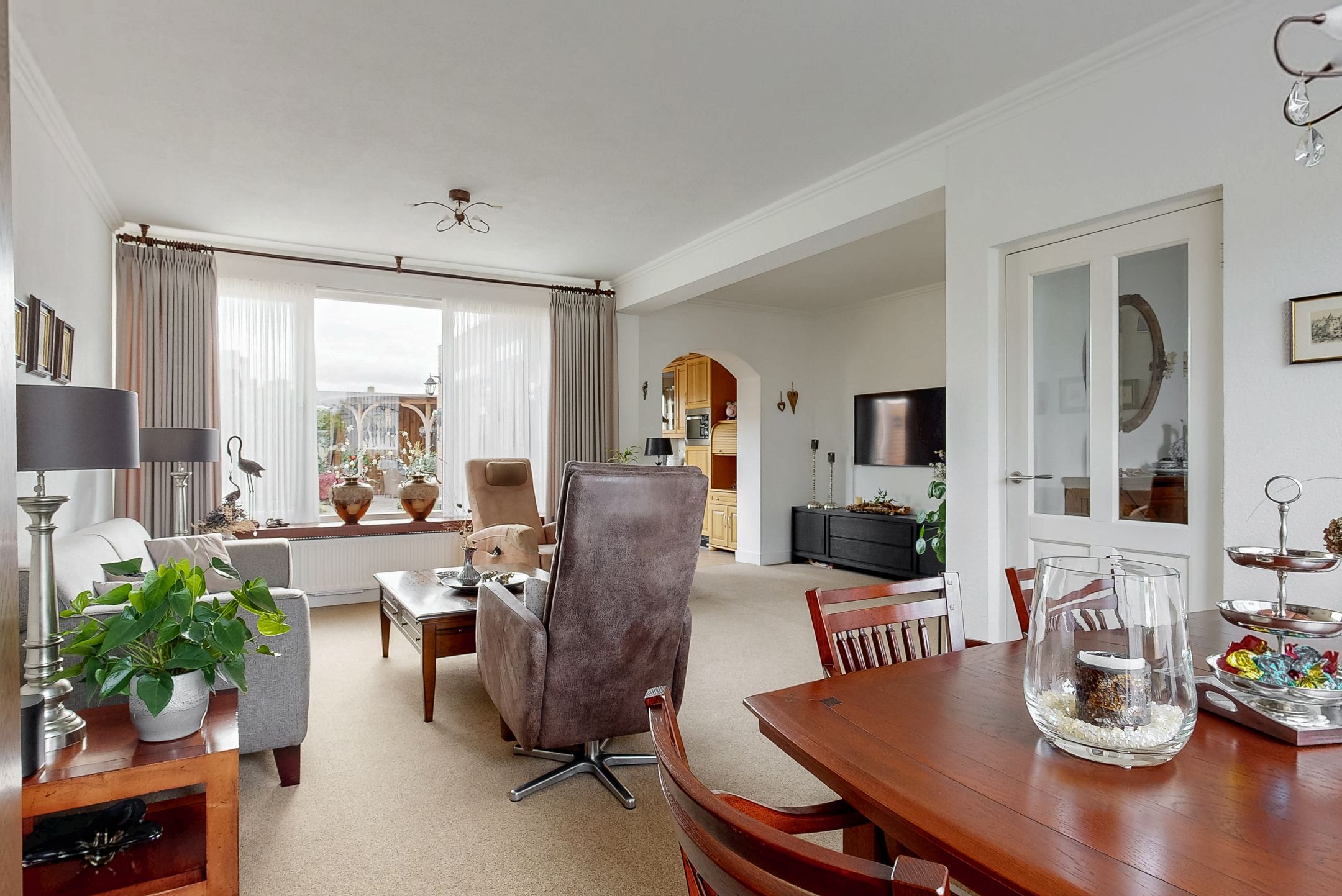 Foto 12 van Trompstraat 42