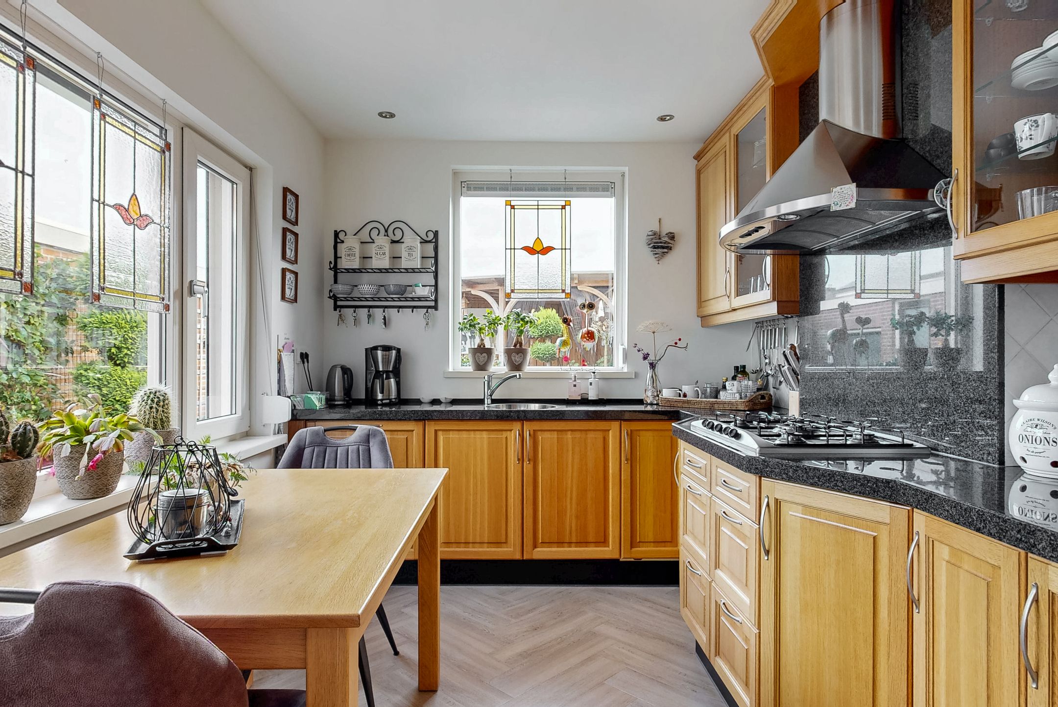 Foto 15 van Trompstraat 42