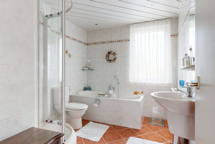 Photo 19 of Trompstraat 42