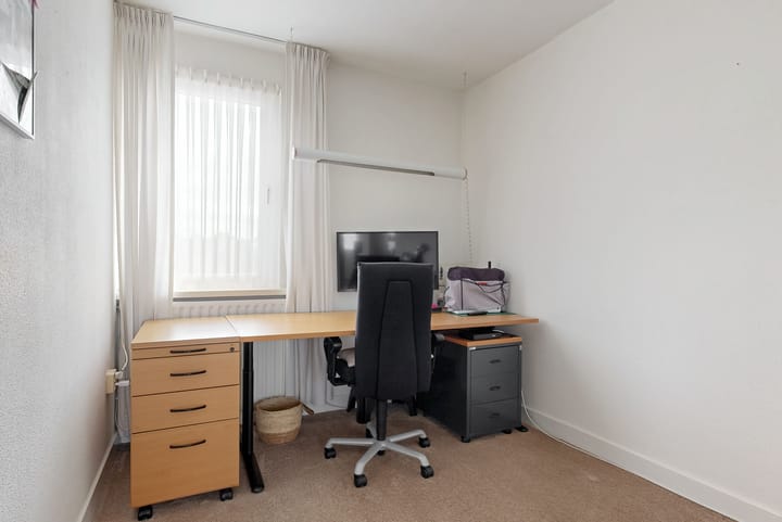 Photo 26 of Trompstraat 42