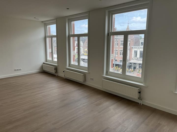 Foto 2 van Markt 7-B