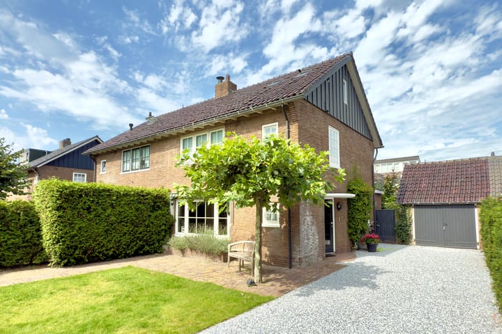 Mendes da Costalaan 15