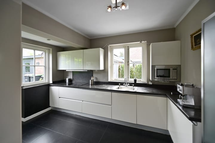 Photo 9 of Mendes da Costalaan 15