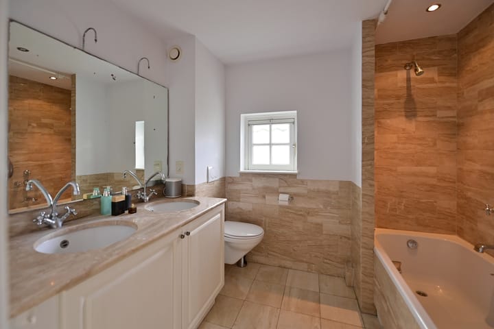 Photo 18 of Mendes da Costalaan 15