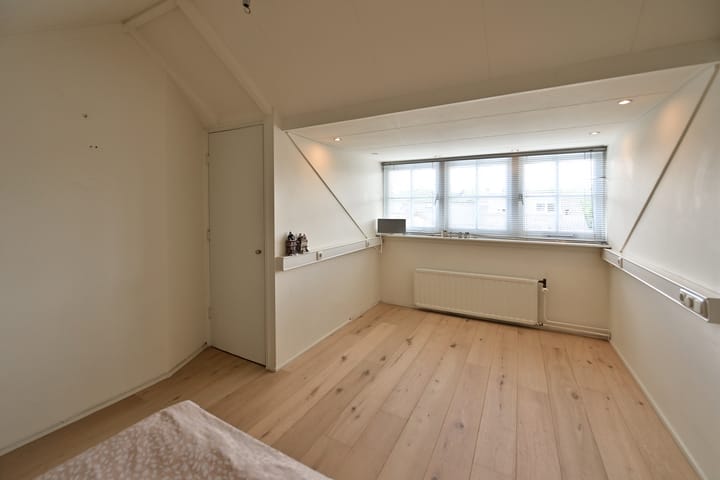 Photo 21 of Mendes da Costalaan 15