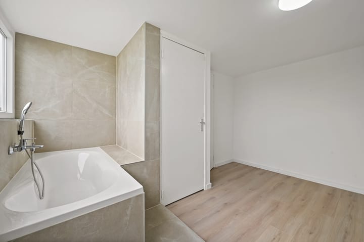 Foto 29 van Russischestraat 4-A02