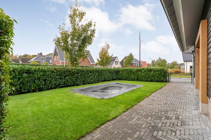 Photo 92 of Markeboek 1