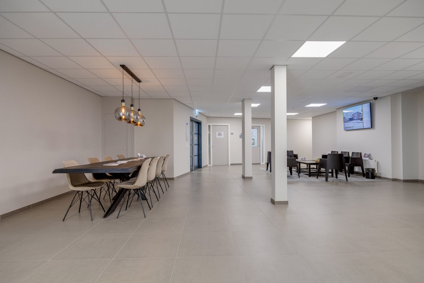 View photo 4 of Zandstraat 59