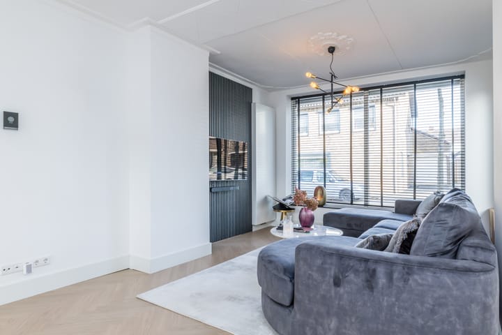 Photo 8 of Ridder Hoenstraat 196