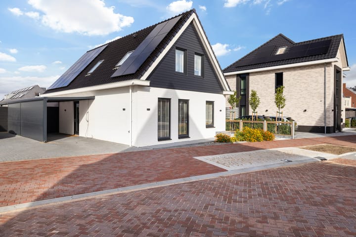 Photo 2 of Stoelenmatter 25