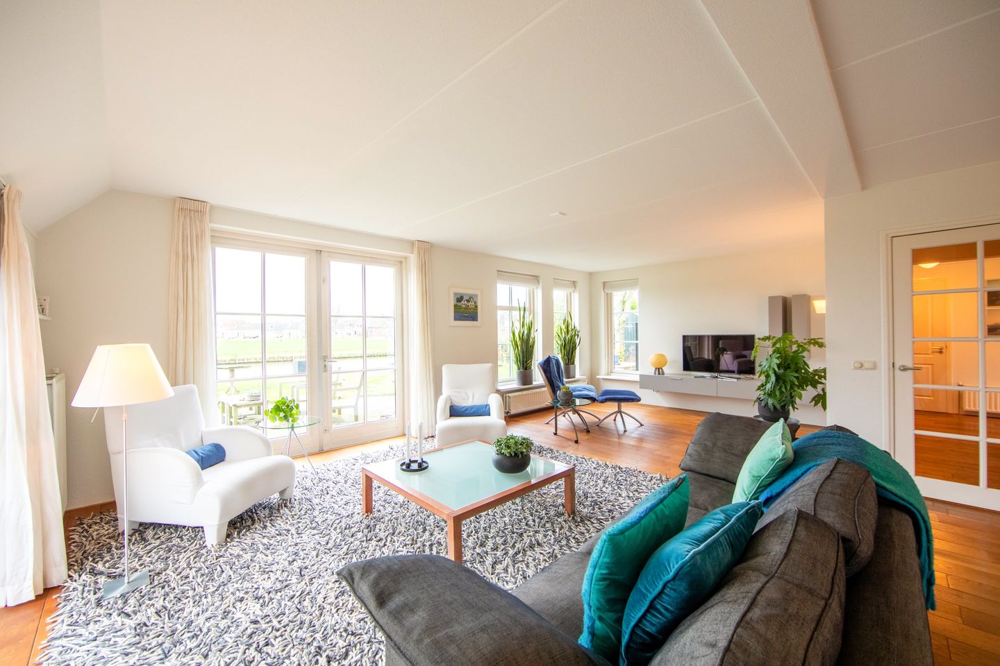 Foto 10 van Waubertstrjitte 29