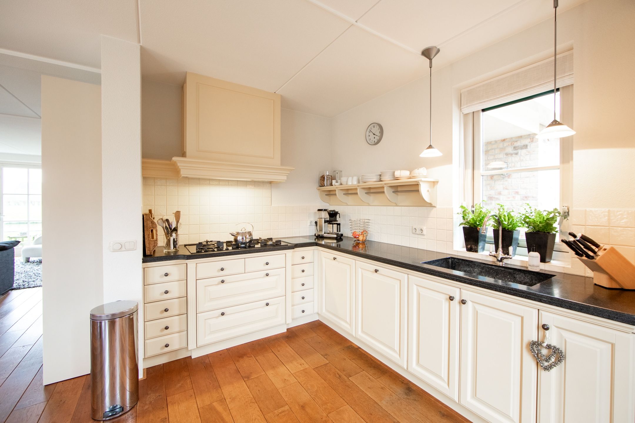 Foto 15 van Waubertstrjitte 29