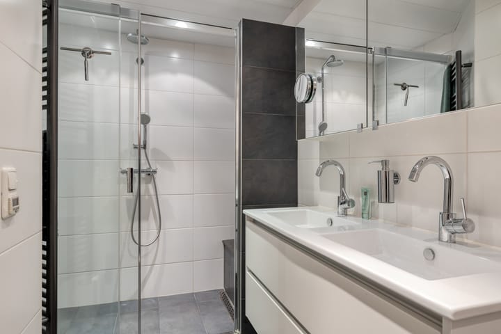 Foto 17 van Schweitzerstraat 50