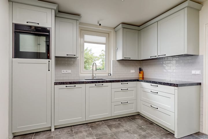 Photo 11 of Bangert 40