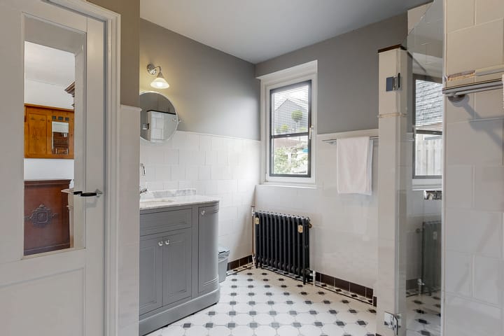 Photo 17 of Bangert 40