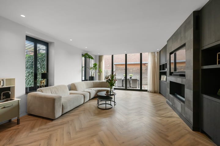 Photo 3 of Rembrandtstraat 21-A1