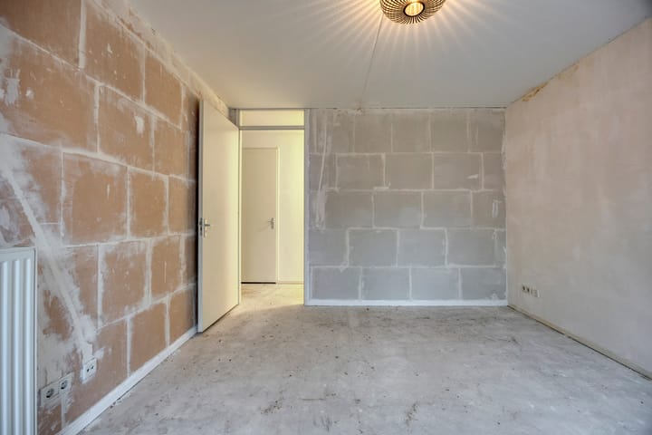 Foto 13 van Vuistbijl 47