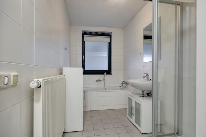 Foto 14 van Vuistbijl 47