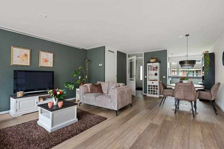 Foto 4 van Blauwgras 28