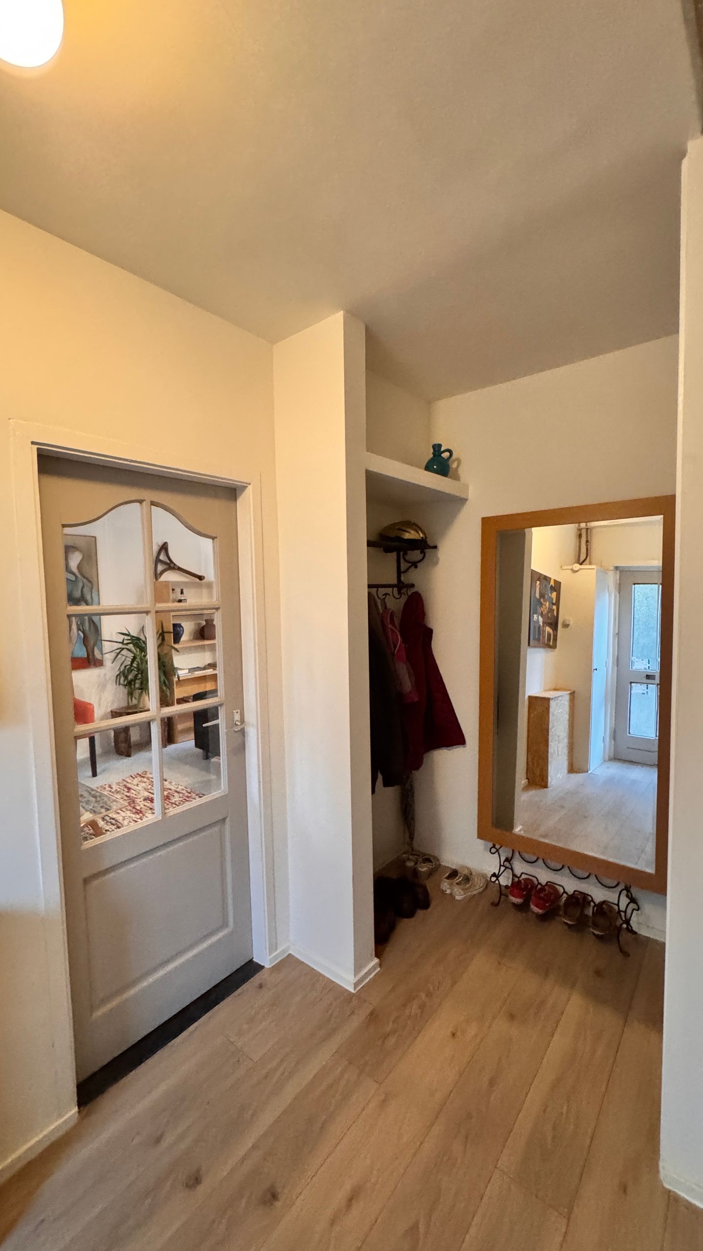 Photo 5 of Van 't Hoffstraat 22