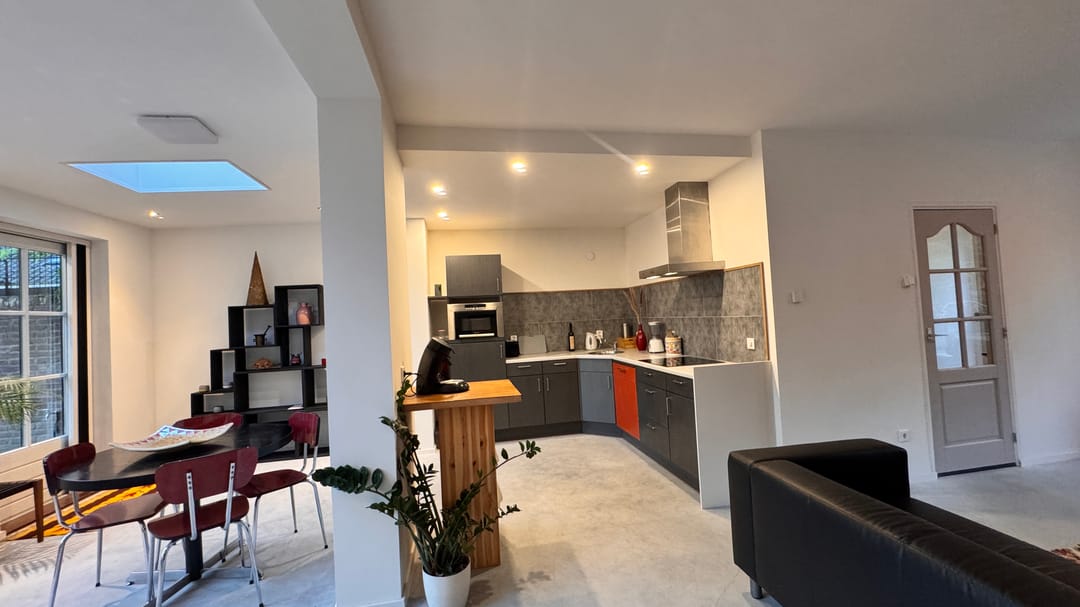 Photo 8 of Van 't Hoffstraat 22