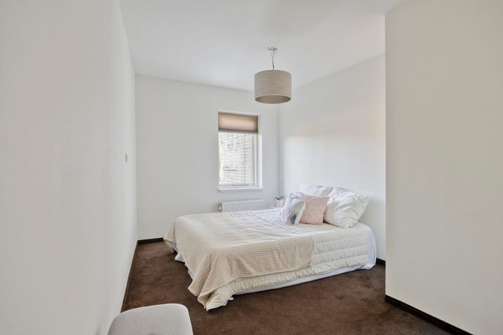 Photo 12 of Hintham 68-C