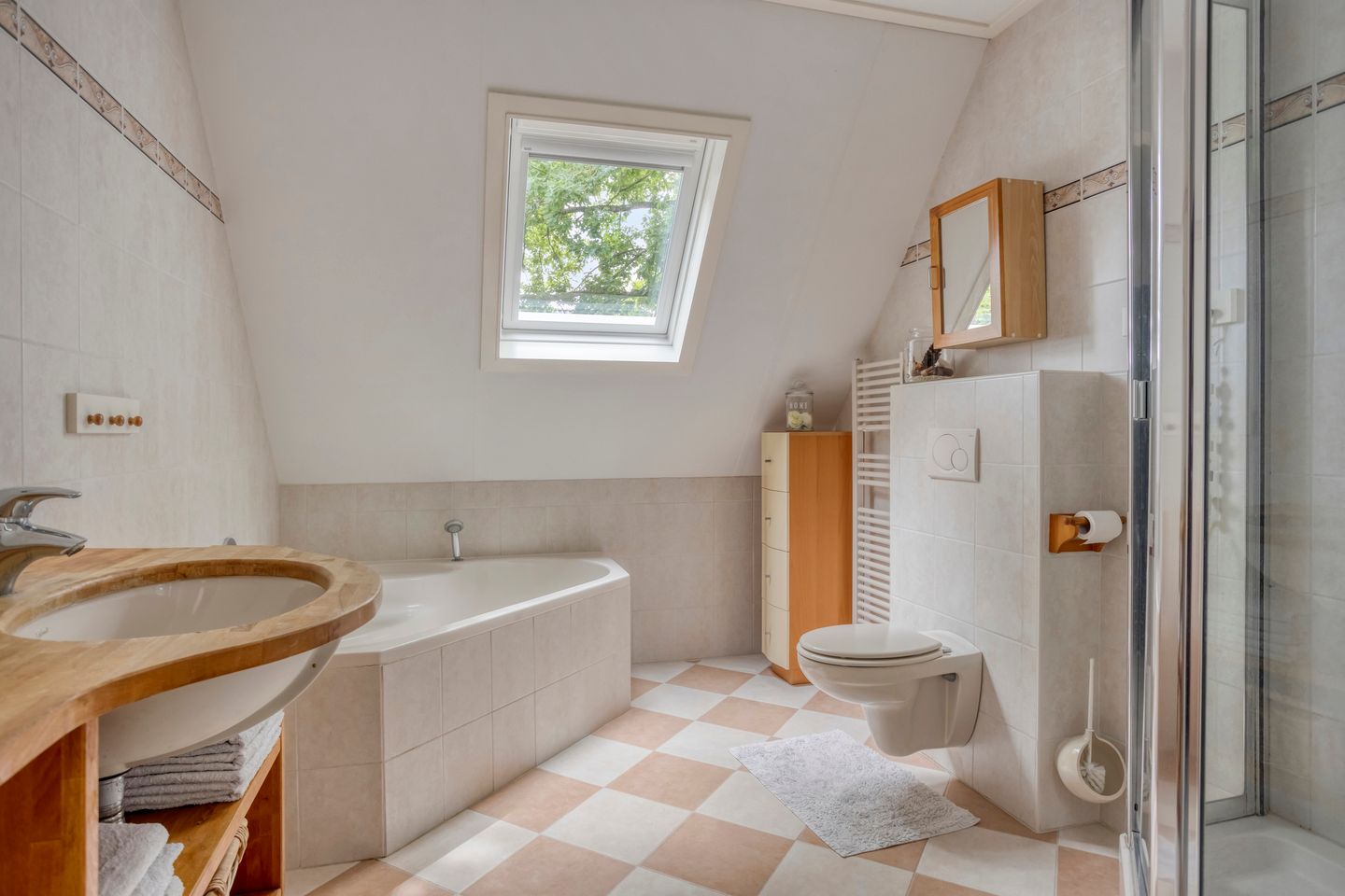 Foto 34 van Tentweg 137