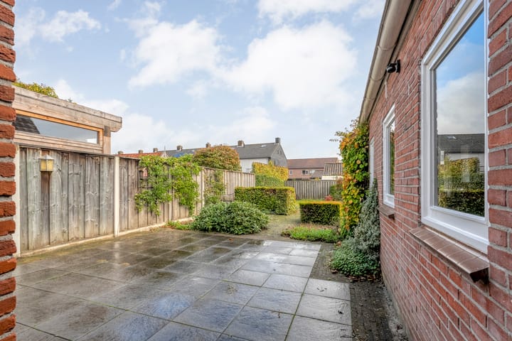 Photo 5 of Meester Lazonderstraat 30