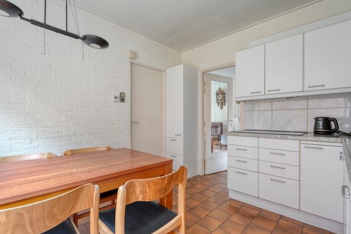 Photo 8 of Meester Lazonderstraat 30