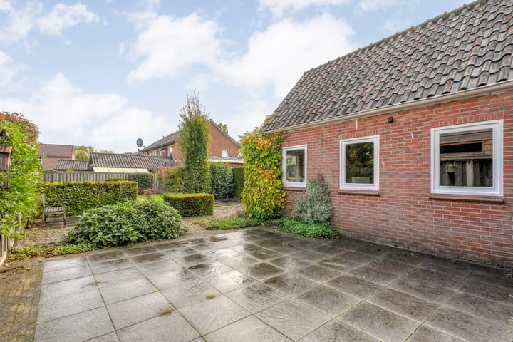 Photo 24 of Meester Lazonderstraat 30