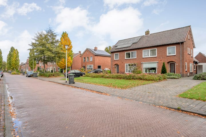 Photo 28 of Meester Lazonderstraat 30