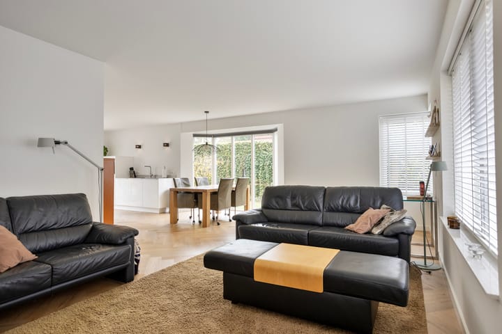 Photo 11 of De Rozenhaag 6