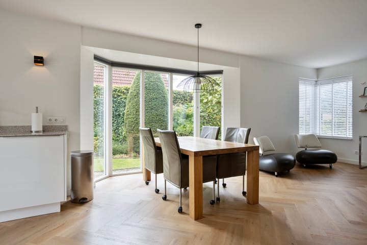 Photo 15 of De Rozenhaag 6