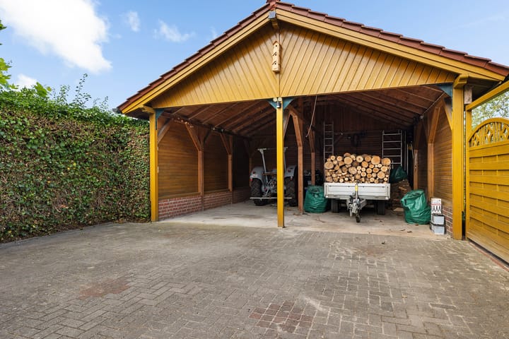 Foto 33 van Hubertusstrasse 29