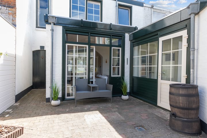 Photo 34 of Willem Lodewijkstraat 125