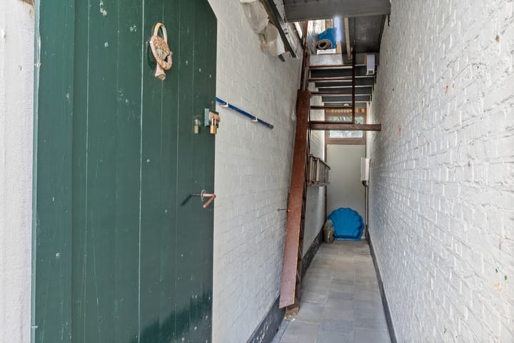 Photo 36 of Willem Lodewijkstraat 125