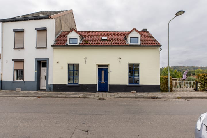 Photo 3 of Vroenhof 111