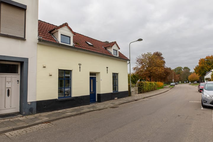 Photo 41 of Vroenhof 111