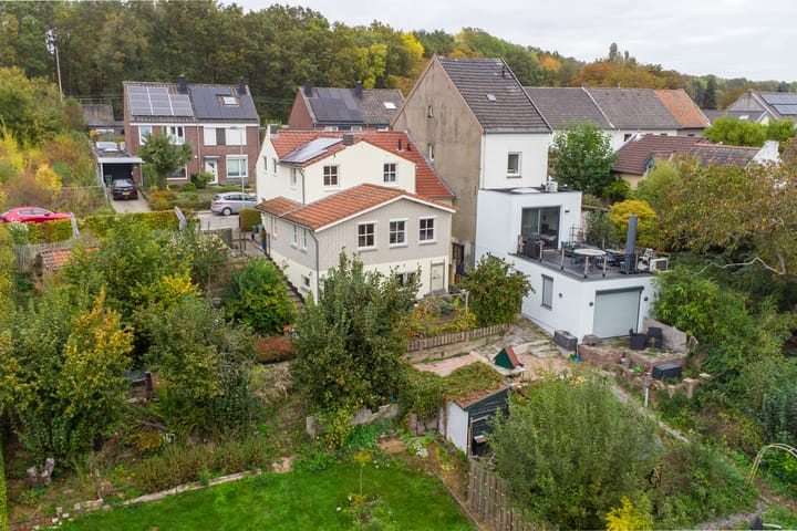 Photo 2 of Vroenhof 111