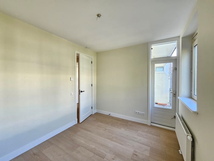 Foto 9 van Admiraal De Ruijterweg 438-2