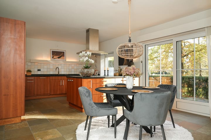 Photo 23 of Park Reeburg 7